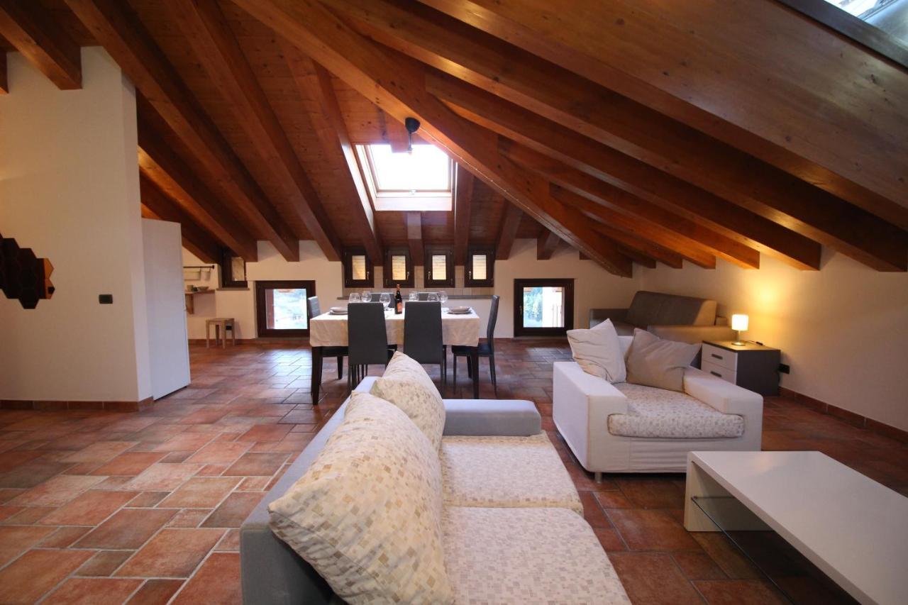 Attico Dell'Aquila Appartement Brusson Buitenkant foto